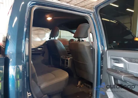 2022 Ram 2500 Big Horn 4X4 6'4 Box из США, поврежденный, VIN 3C6UR5DL9NG221339